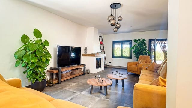 3 slaapkamer Finca/Landhuis te koop in Vélez-Málaga met zwembad garage - € 1.150.000 (Ref: 9594512)