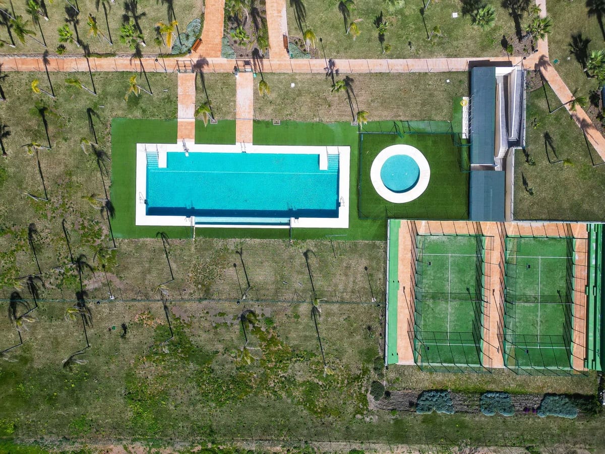 2 sovrum Takvåning till salu i Valle Niza med pool garage - 385 000 € (Ref: 9609539)