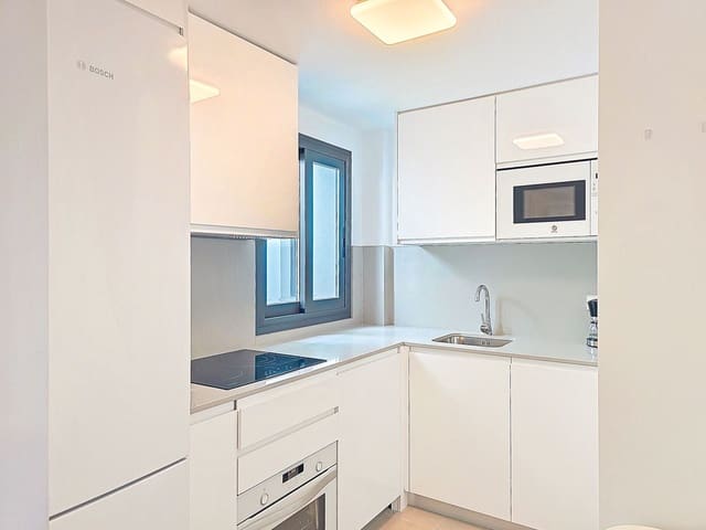 2 slaapkamer Penthouse te koop in Almayate, Vélez-Málaga met zwembad garage - € 385.000 (Ref: 9609539)