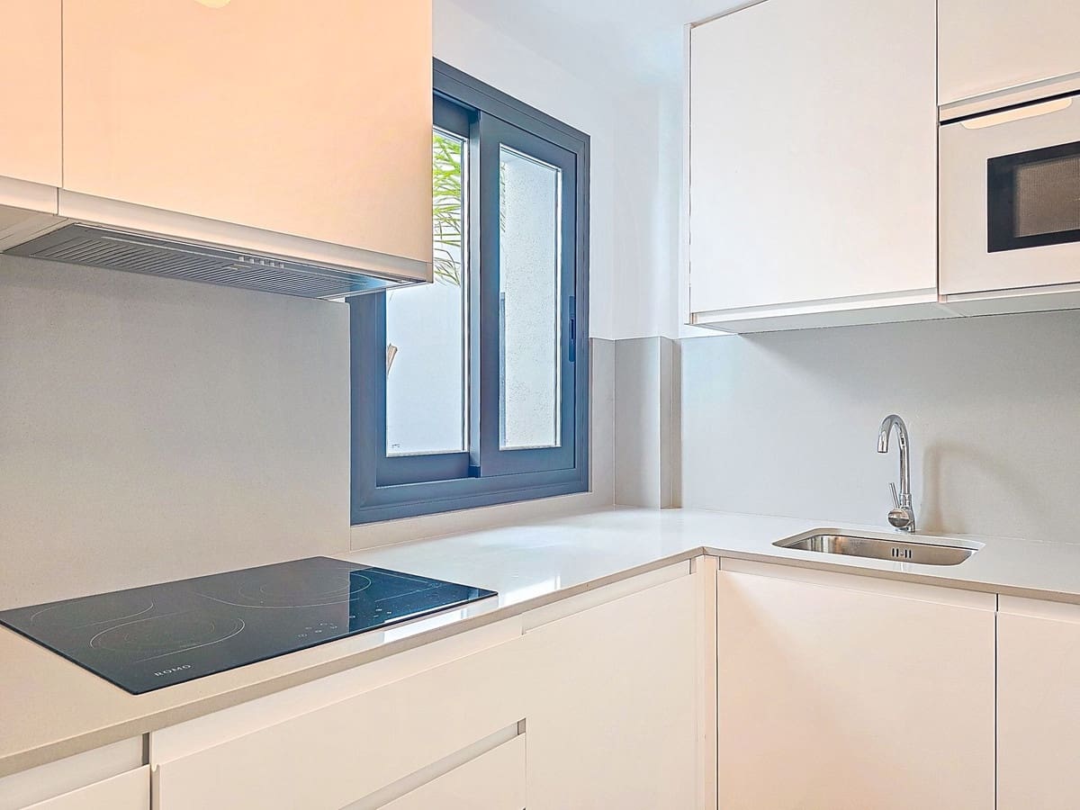 2 soverom Penthouse til salgs i Valle Niza med svømmebasseng garasje - € 385 000 (Ref: 9609539)