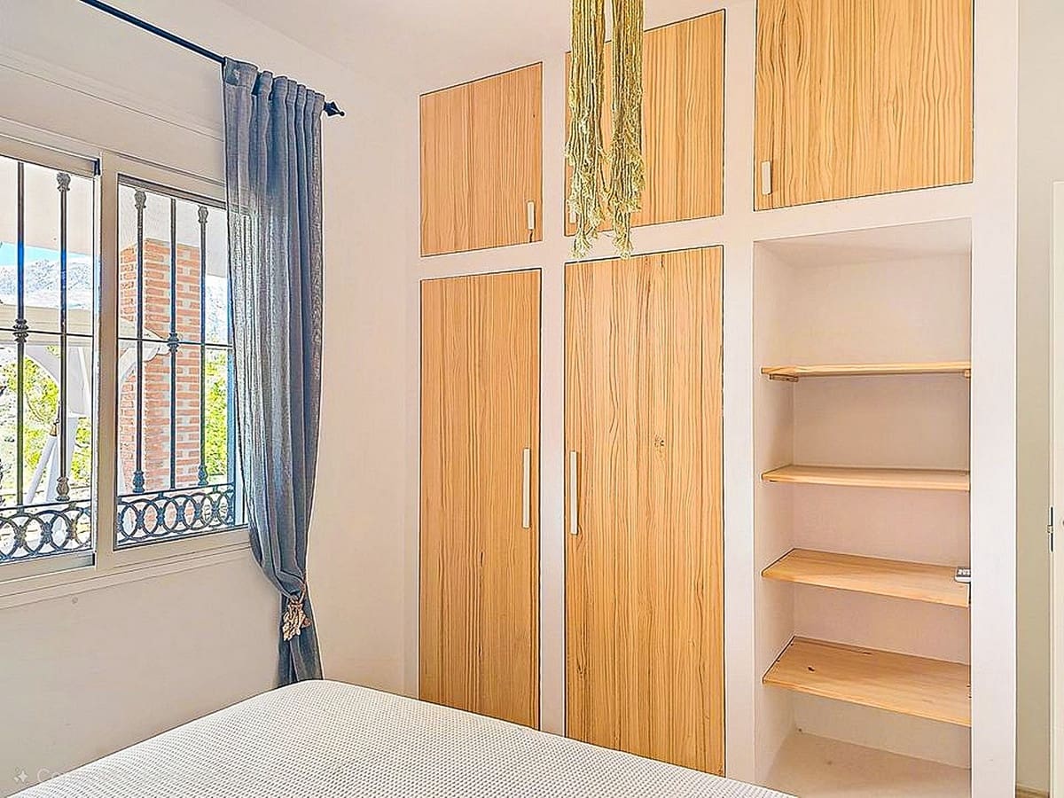 3 soveværelse Villa til salg i Arenas med swimmingpool - € 420.000 (Ref: 9610806)