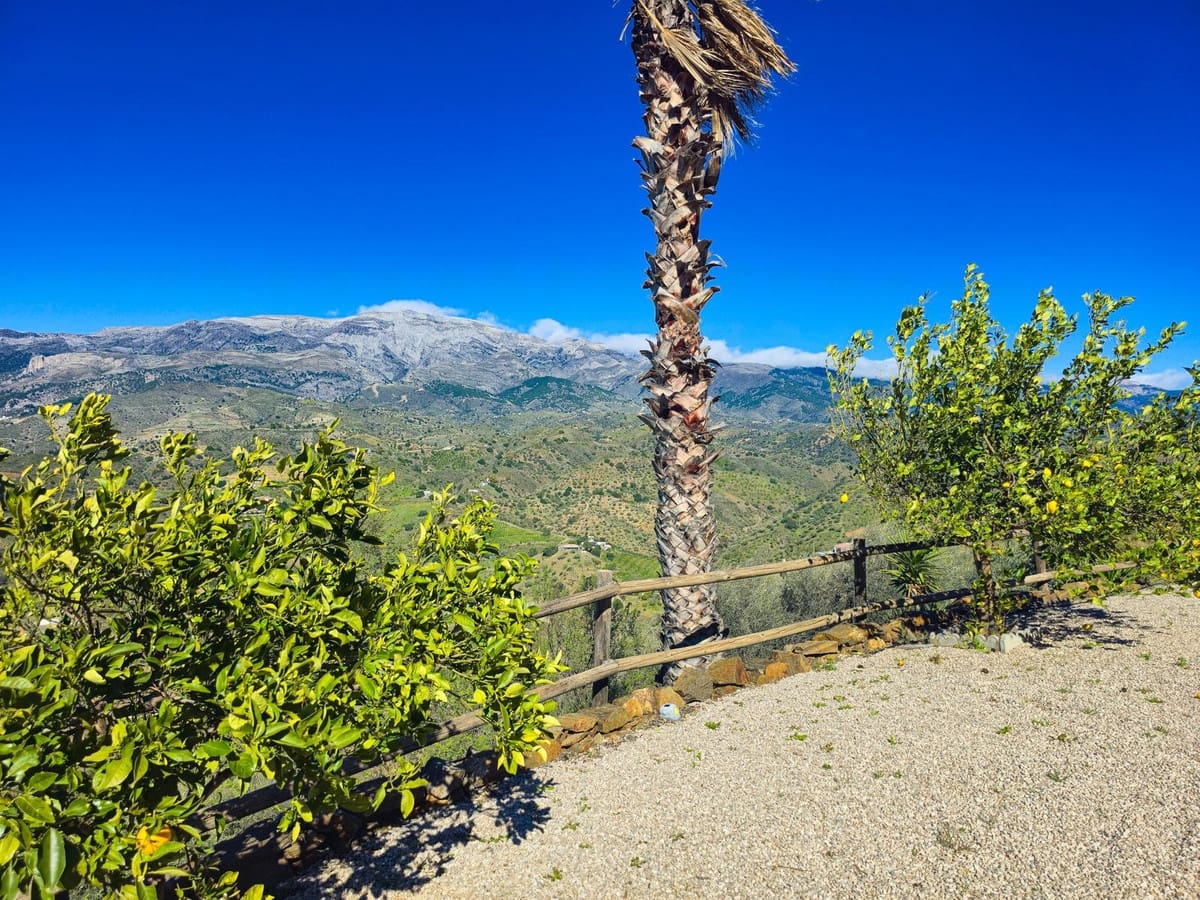 Chalet de 3 habitaciones en Arenas en venta con piscina - 420.000 € (Ref: 9610806)