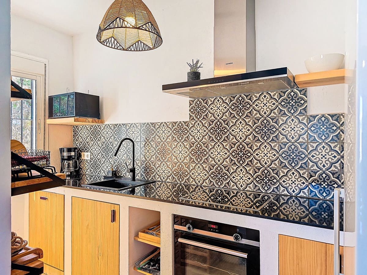 Chalet de 3 habitaciones en Arenas en venta con piscina - 420.000 € (Ref: 9610806)