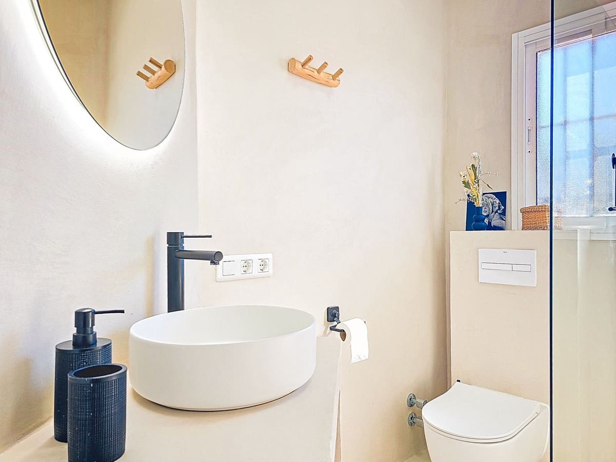 3 makuuhuone Huvila myytävänä paikassa Arenas mukana uima-altaan - 420 000 € (Ref: 9610806)