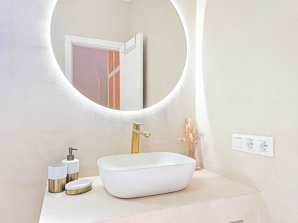 3 bedroom Villa for sale in Arenas with pool - € 420,000 (Ref: 9610806)