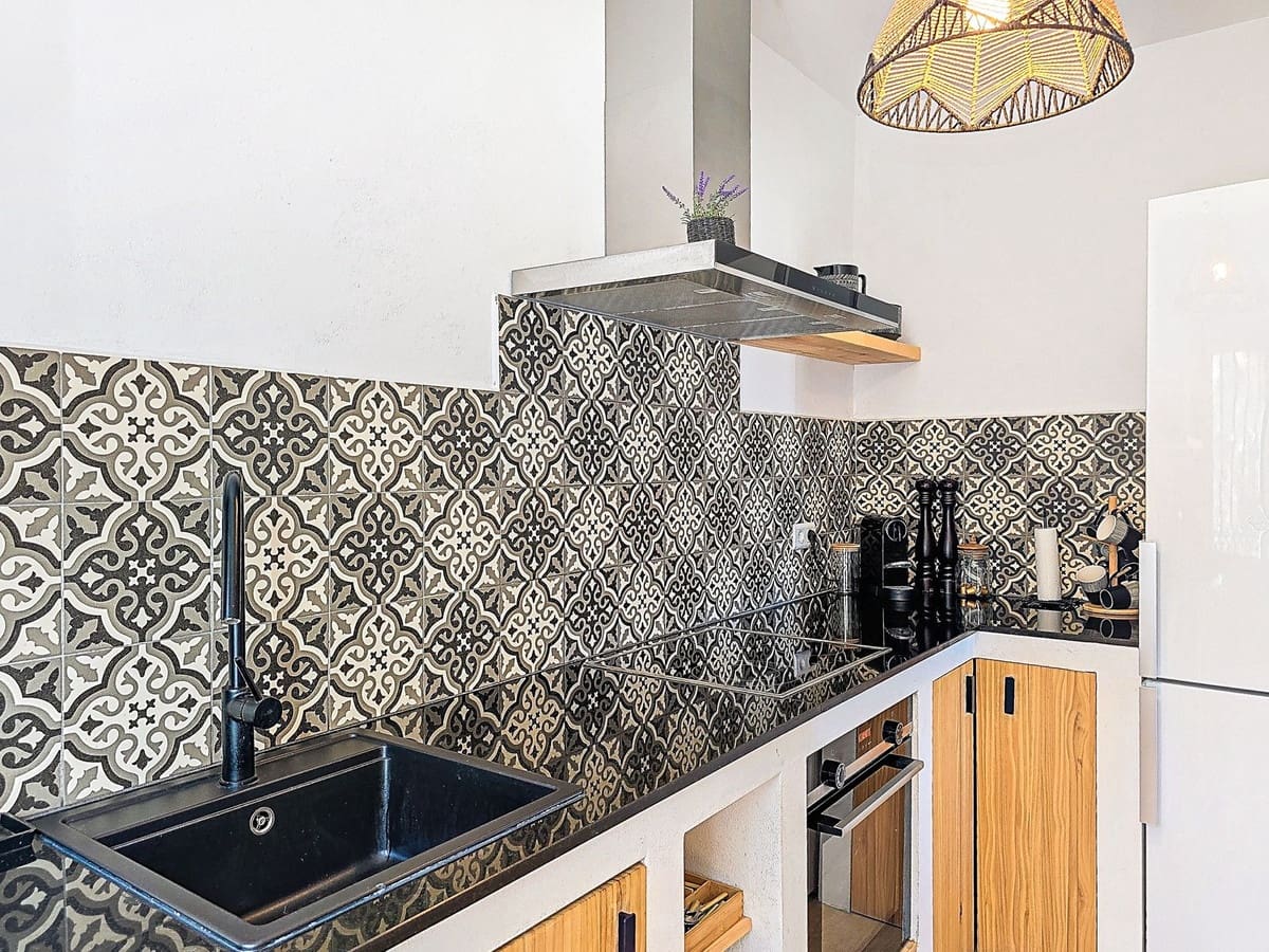 3 bedroom Villa for sale in Arenas with pool - € 420,000 (Ref: 9610806)