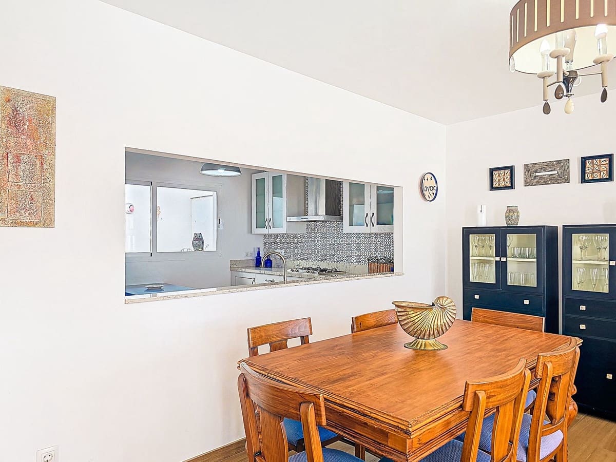 2 sovrum Semi-fristående Villa till salu i Lagos - 450 000 € (Ref: 9614579)