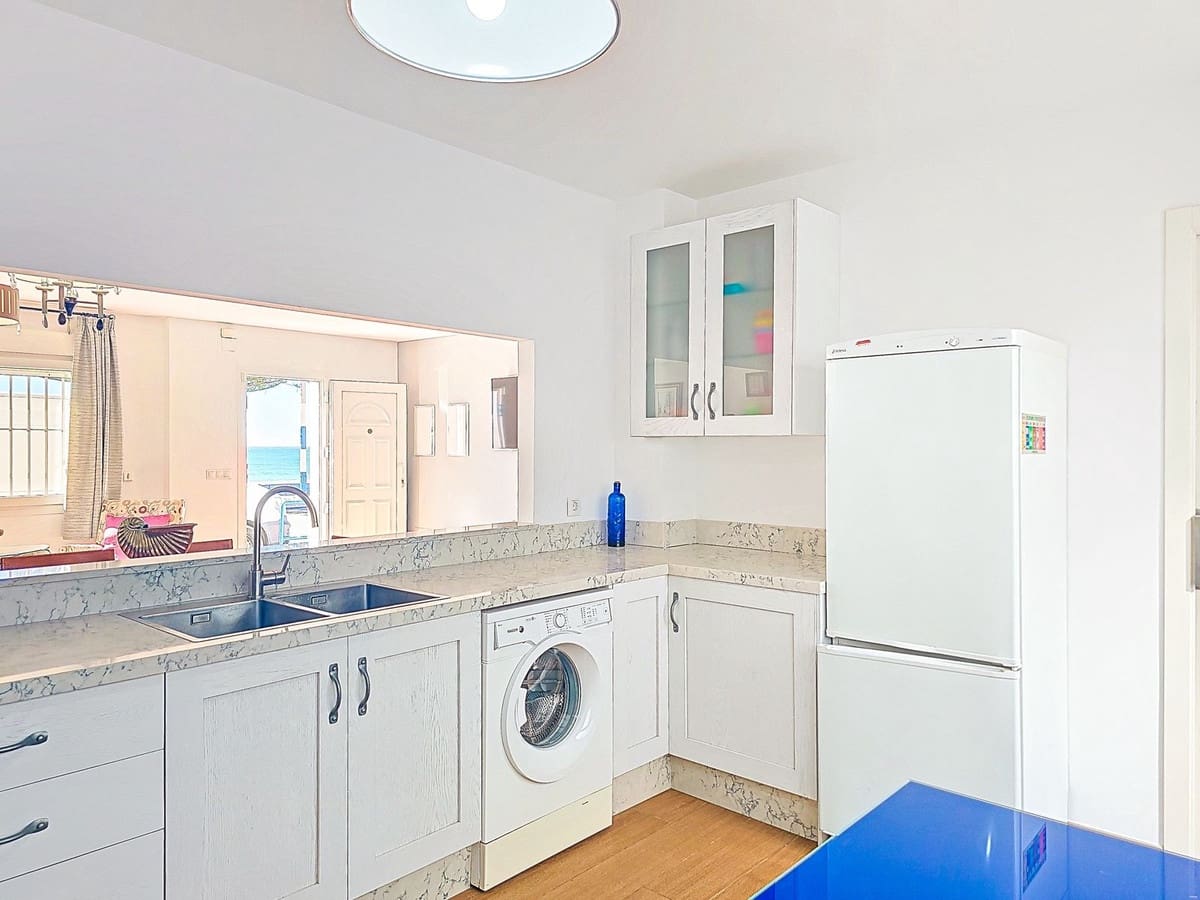 2 sovrum Semi-fristående Villa till salu i Lagos - 450 000 € (Ref: 9614579)