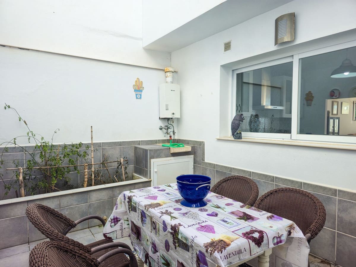 2 sovrum Semi-fristående Villa till salu i Lagos - 450 000 € (Ref: 9614579)