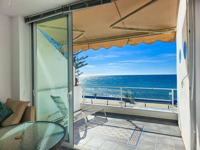 2 slaapkamer Halfvrijstaande villa te koop in Lagos, Vélez-Málaga - € 450.000 (Ref: 9614579)