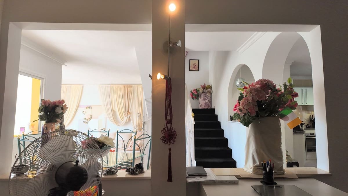 3 makuuhuone Omakotitalo myytävänä paikassa Monda mukana 
autotalli - 349 000 € (Ref: 9618682)