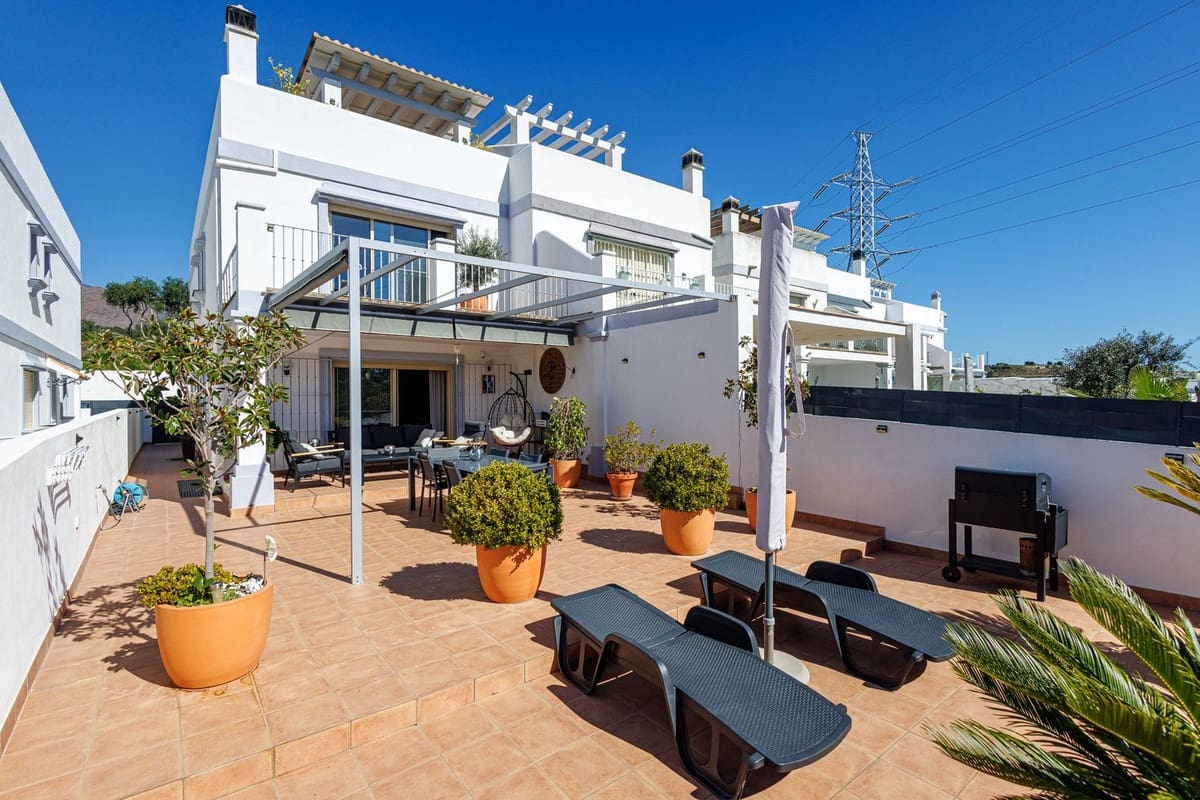 3 camera da letto Casa in vendita in Estepona con piscina garage - 777.000 € (Rif: 9620716)