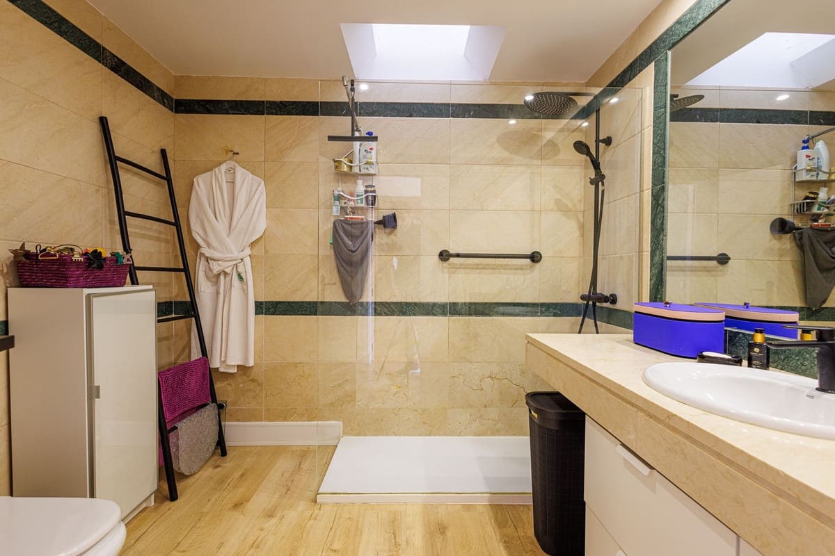 3 camera da letto Casa in vendita in Estepona con piscina garage - 777.000 € (Rif: 9620716)