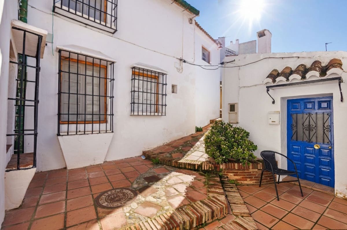 Casa de 3 habitaciones en Comares en venta con garaje - 350.000 € (Ref: 9622219)