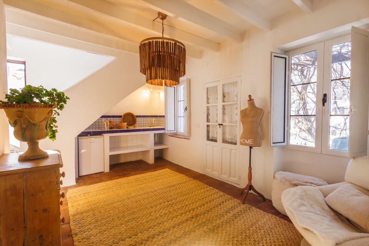 3 Zimmer Haus zu verkaufen in Comares mit Garage - 550.000 € (Ref: 9622220)