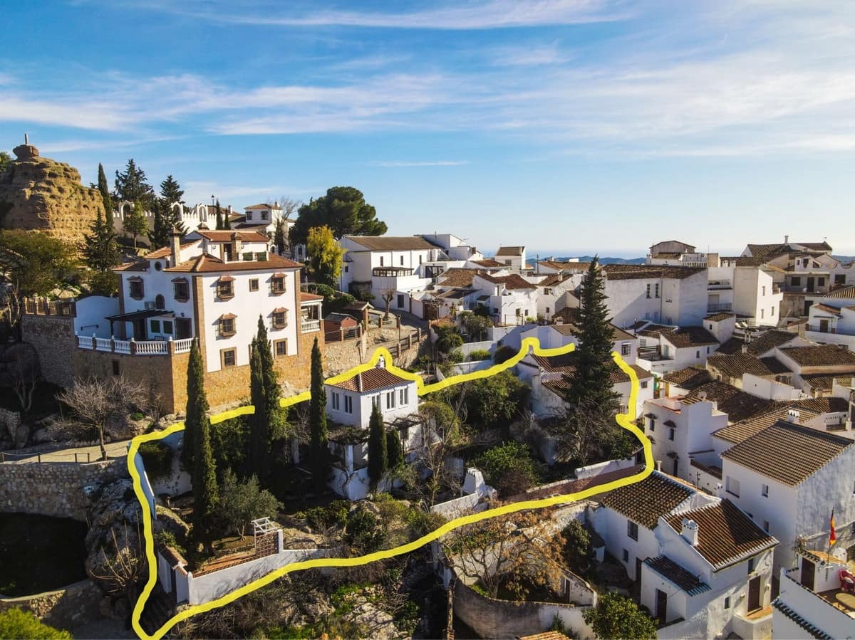 3 Zimmer Haus zu verkaufen in Comares mit Garage - 550.000 € (Ref: 9622220)