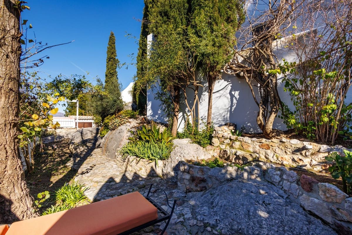 3 Zimmer Haus zu verkaufen in Comares mit Garage - 550.000 € (Ref: 9622220)