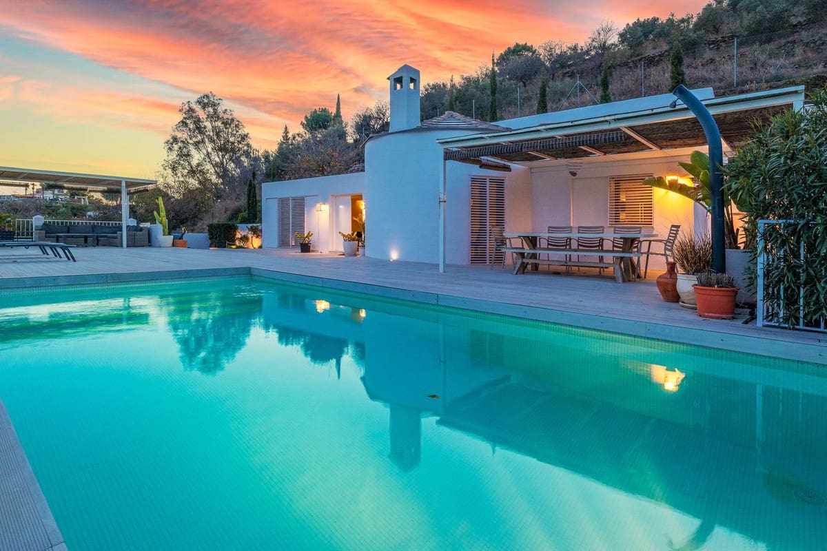 4 soverom Villa til salgs i Competa med svømmebasseng garasje - € 650 000 (Ref: 9624201)