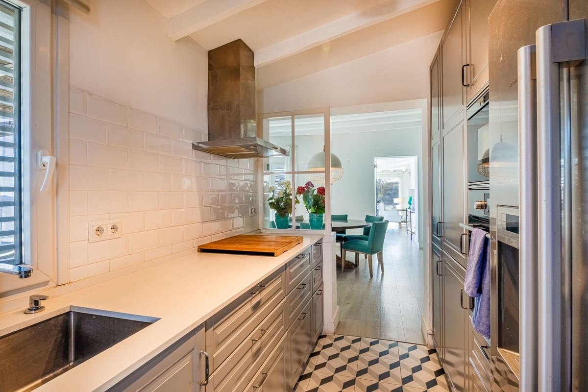 4 slaapkamer Villa te koop in Competa met zwembad garage - € 650.000 (Ref: 9624201)