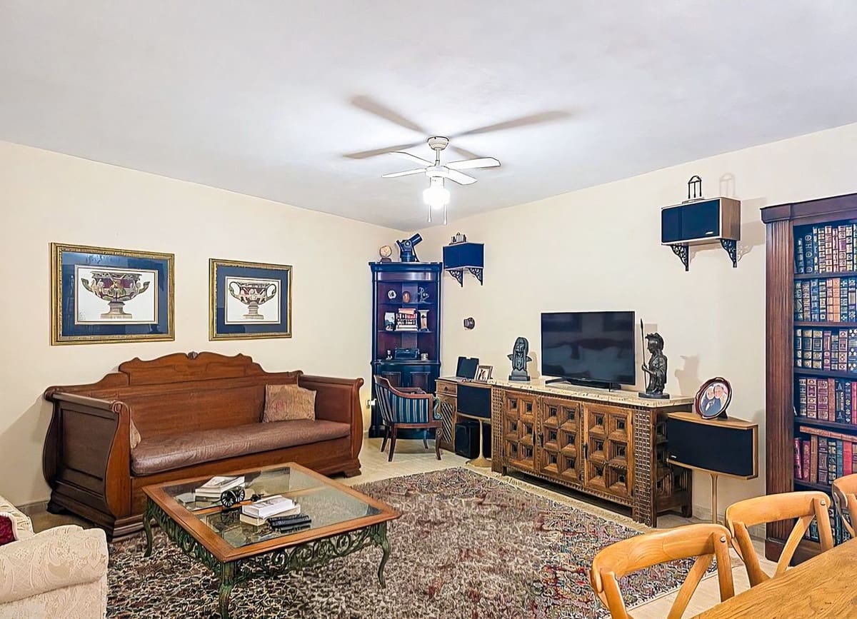 3 slaapkamer Villa te koop in Almunecar met zwembad garage - € 849.000 (Ref: 9624202)