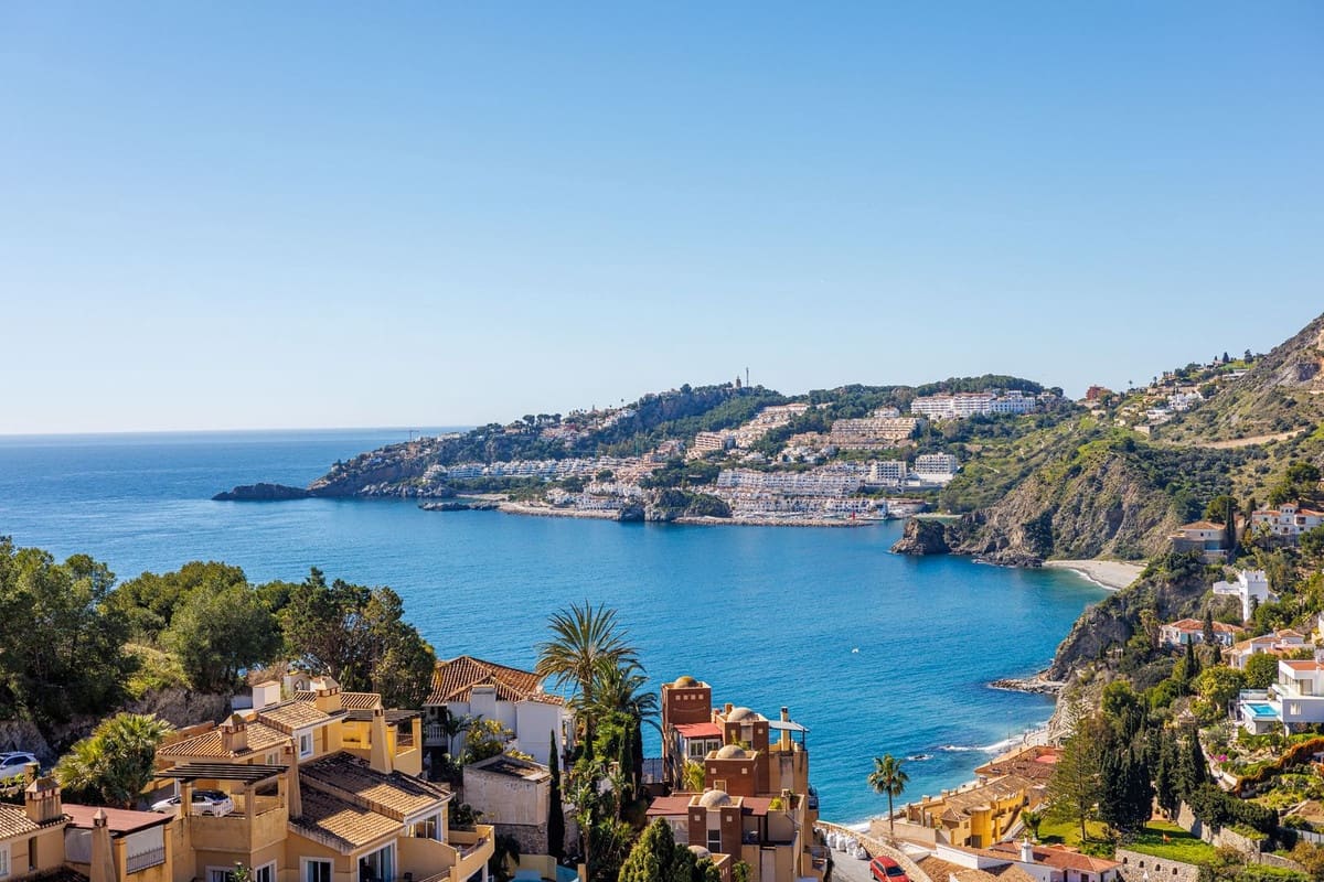 3 slaapkamer Villa te koop in Almunecar met zwembad garage - € 849.000 (Ref: 9624202)