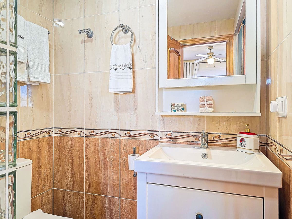 3 bedroom Villa for sale in Almunecar with pool garage - € 849,000 (Ref: 9624202)