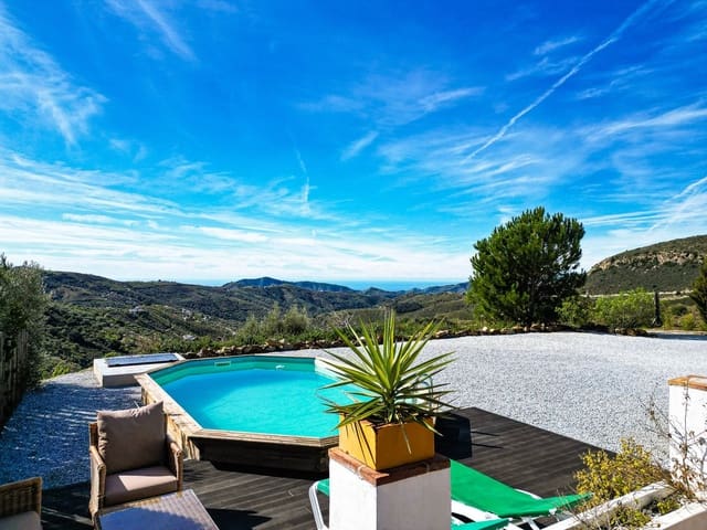 4 soveværelse Villa til salg i Canillas de Albaida med swimmingpool garage - € 330.000 (Ref: 9627187)