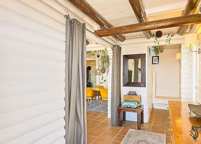 4 Zimmer Villa zu verkaufen in Canillas de Albaida mit Pool Garage - 330.000 € (Ref: 9627187)