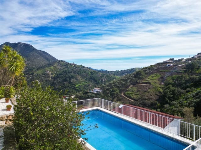 3 bedroom Villa for sale in Cómpeta with pool garage - € 485,000 (Ref: 9629505)