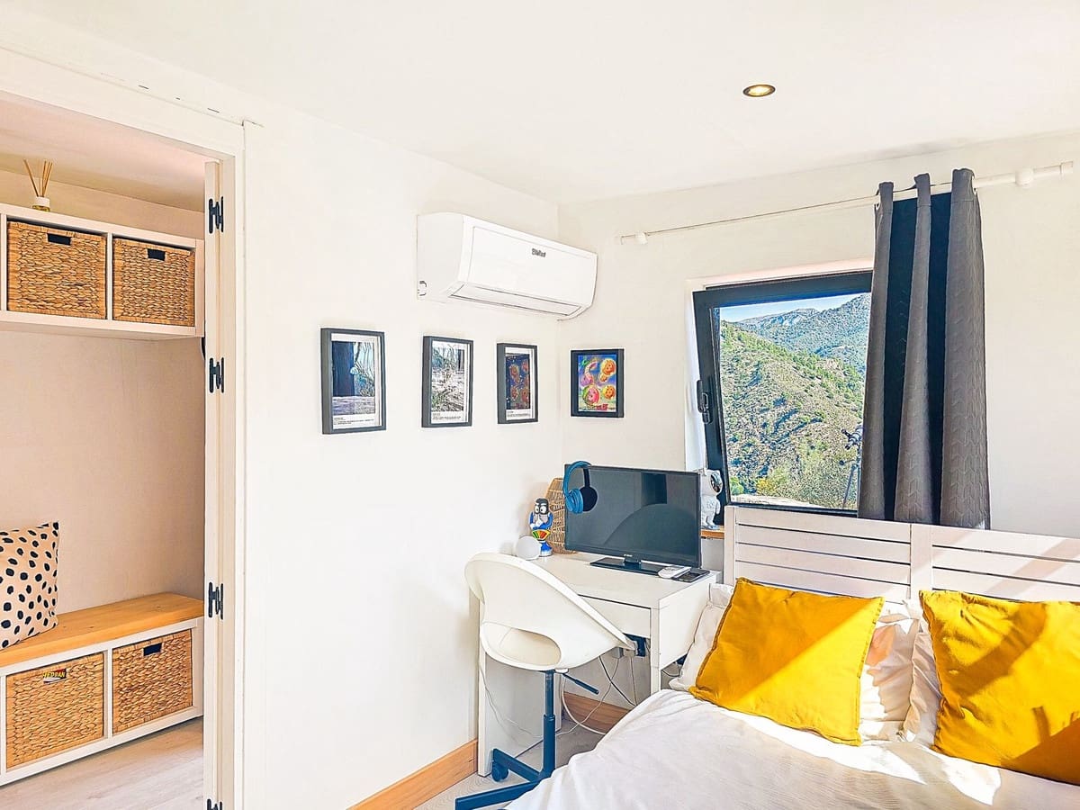 3 soverom Villa til salgs i Competa med svømmebasseng garasje - € 485 000 (Ref: 9629505)