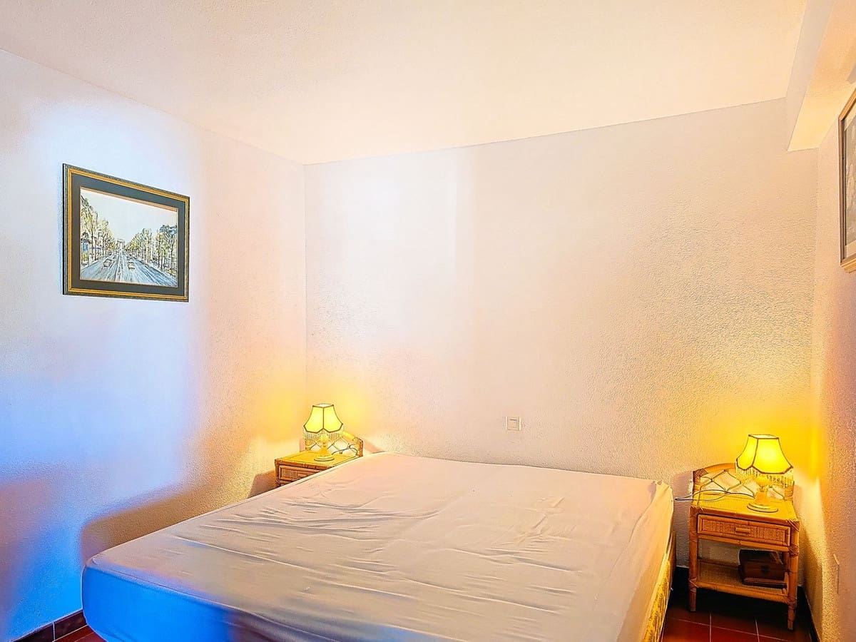 4 bedroom Villa for sale in Salobrena with pool garage - € 575,000 (Ref: 9629506)