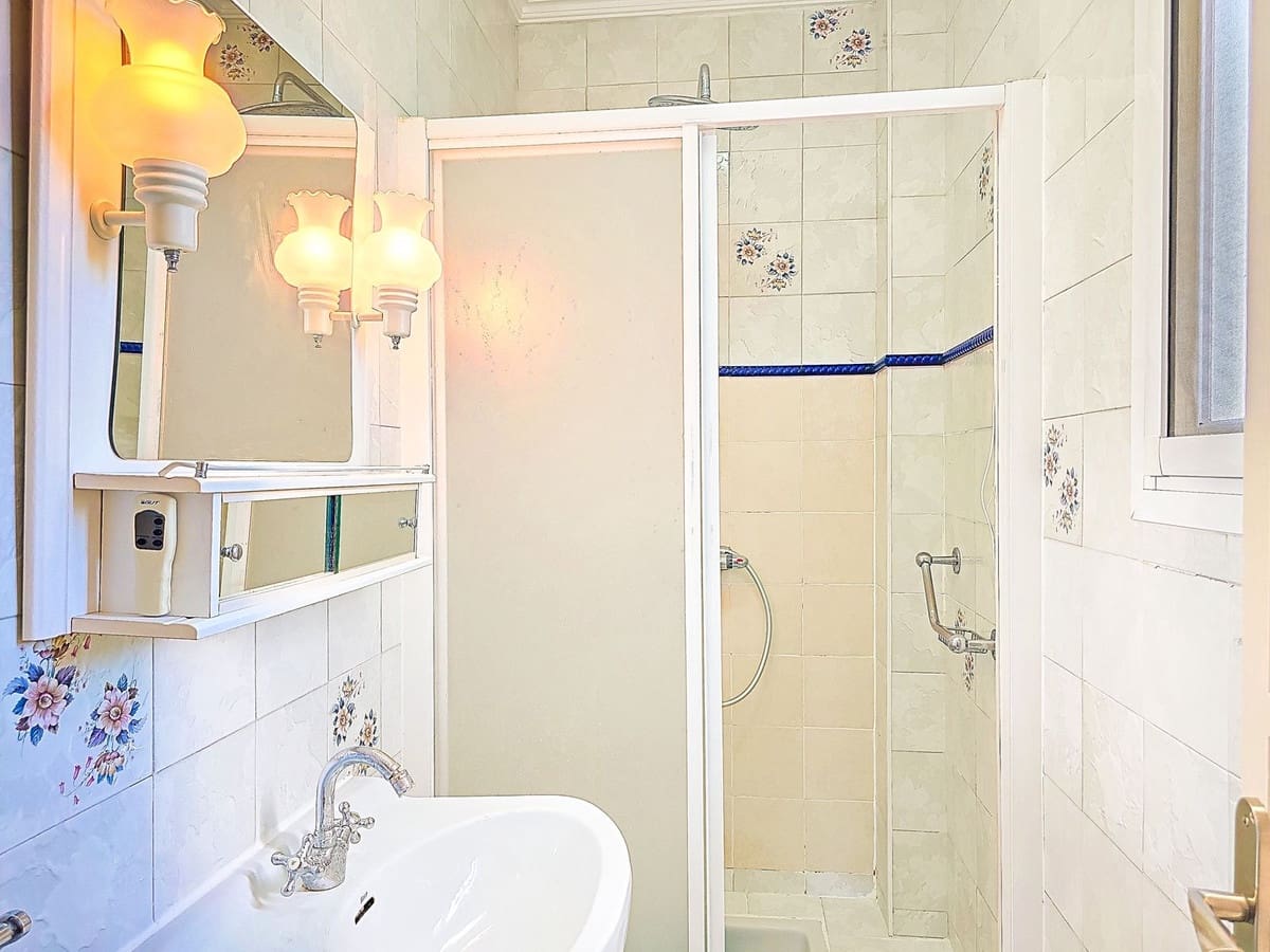 4 soveværelse Villa til salg i Salobrena med swimmingpool garage - € 575.000 (Ref: 9629506)