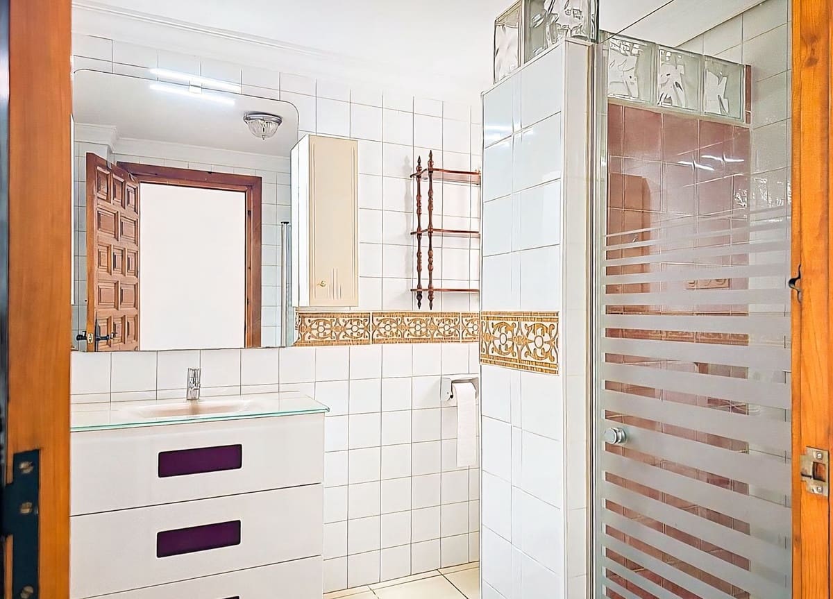 4 soveværelse Villa til salg i Salobrena med swimmingpool garage - € 575.000 (Ref: 9629506)