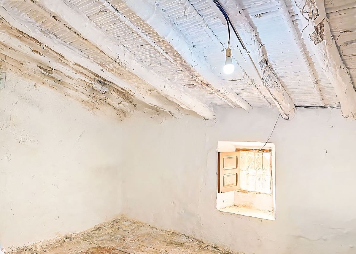 4 camera da letto Finca/Casa di Campagna in vendita in Rubite con garage - 95.000 € (Rif: 9651052)