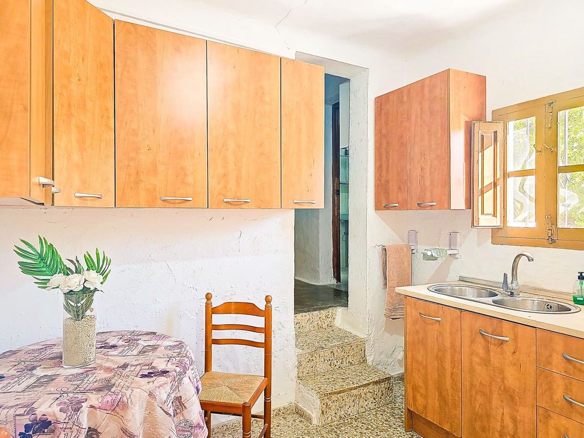 4 camera da letto Finca/Casa di Campagna in vendita in Rubite con garage - 95.000 € (Rif: 9651052)