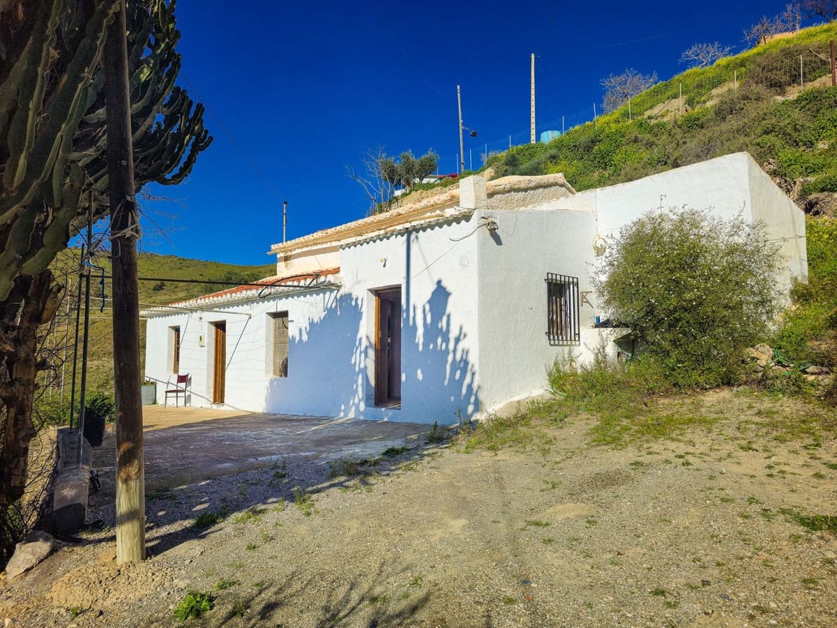 4 camera da letto Finca/Casa di Campagna in vendita in Rubite con garage - 95.000 € (Rif: 9651052)