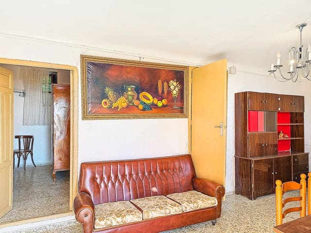 4 slaapkamer Finca/Landhuis te koop in Rubite met garage - € 95.000 (Ref: 9651052)