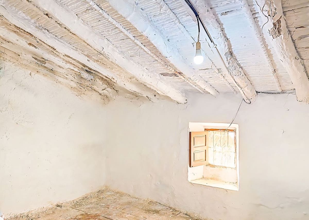 4 soverom Finca/Herregård til salgs i Rubite med garasje - € 95 000 (Ref: 9651052)