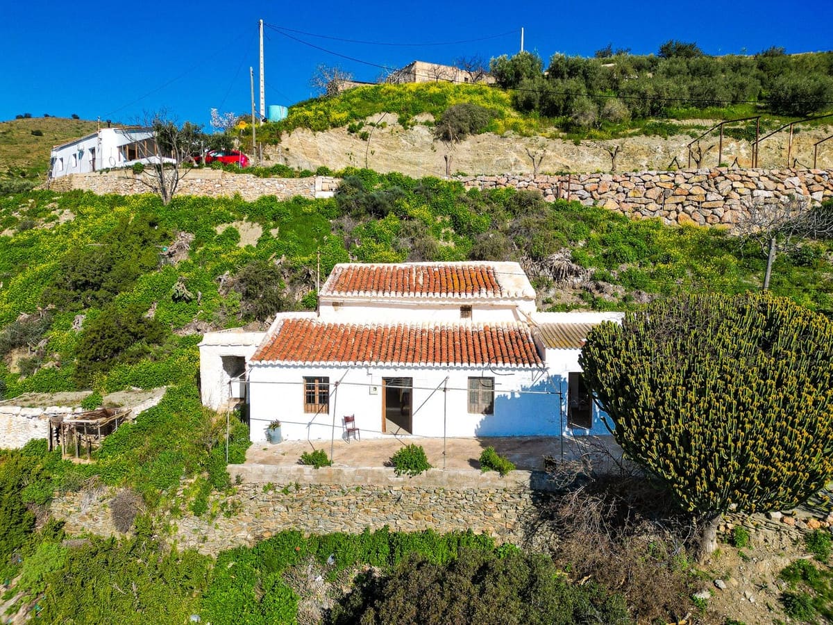 4 bedroom Finca/Country House for sale in Rubite with garage - € 95,000 (Ref: 9651052)