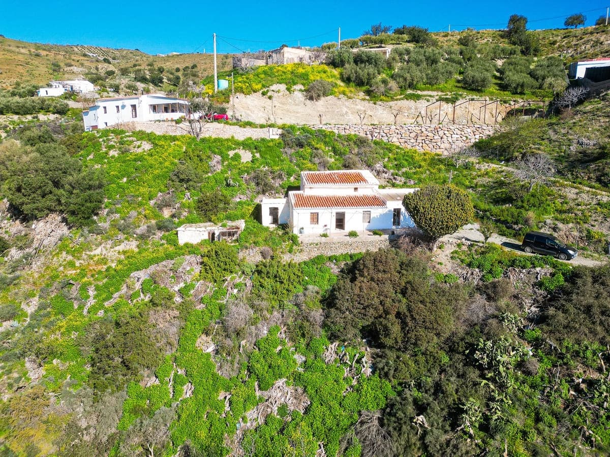 4 bedroom Finca/Country House for sale in Rubite with garage - € 95,000 (Ref: 9651052)