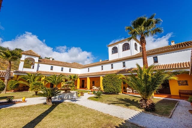 10 sovrum Hotell till salu i Almogía med pool garage - 2 400 000 € (Ref: 9656707)