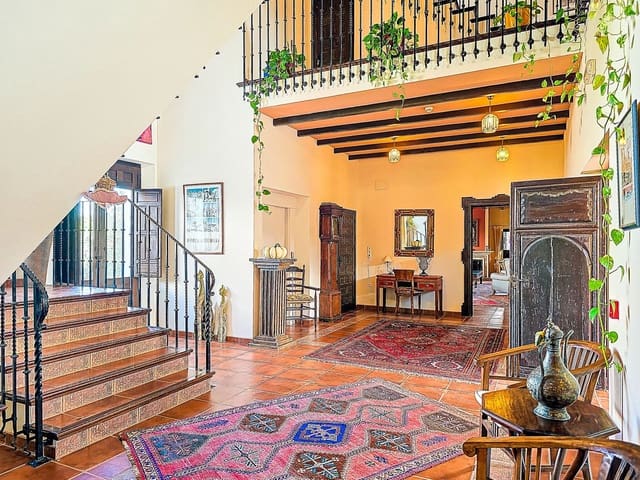 10 sovrum Hotell till salu i Almogía med pool garage - 2 400 000 € (Ref: 9656707)