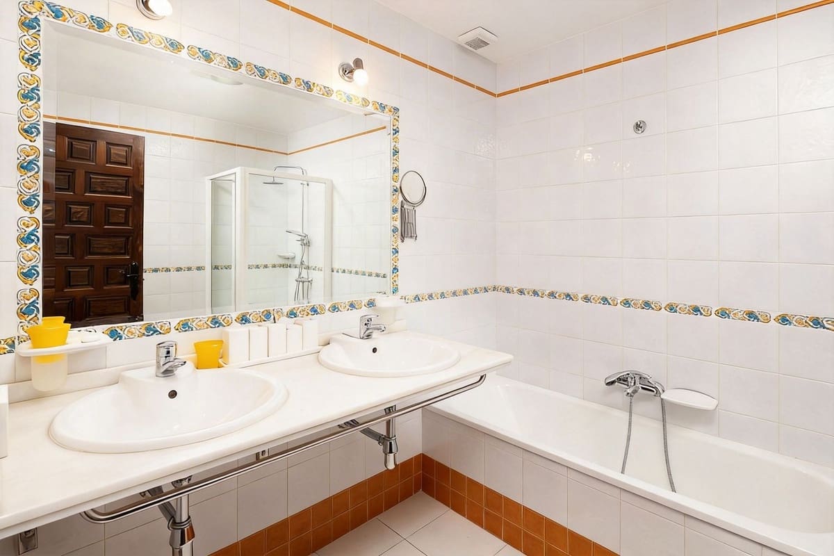 13 bedroom Finca/Country House for sale in Almogia with pool garage - € 2,200,000 (Ref: 9656707)