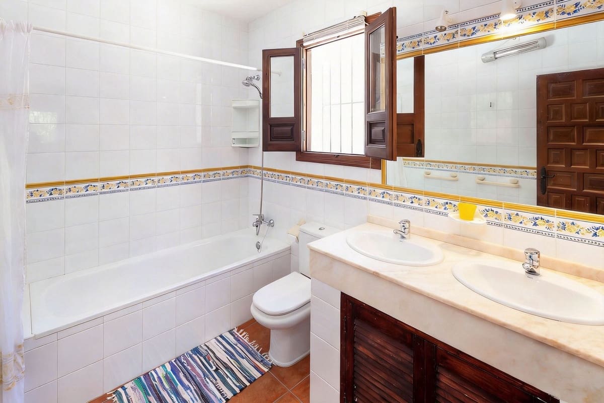 13 bedroom Finca/Country House for sale in Almogia with pool garage - € 2,200,000 (Ref: 9656707)