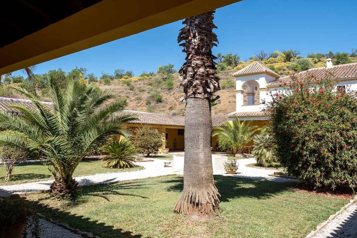 13 bedroom Finca/Country House for sale in Almogia with pool garage - € 2,200,000 (Ref: 9656707)