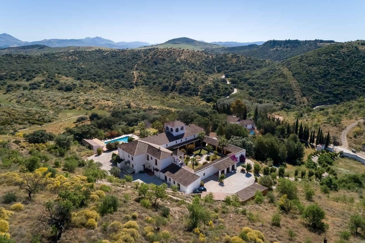 13 bedroom Finca/Country House for sale in Almogia with pool garage - € 2,200,000 (Ref: 9656707)