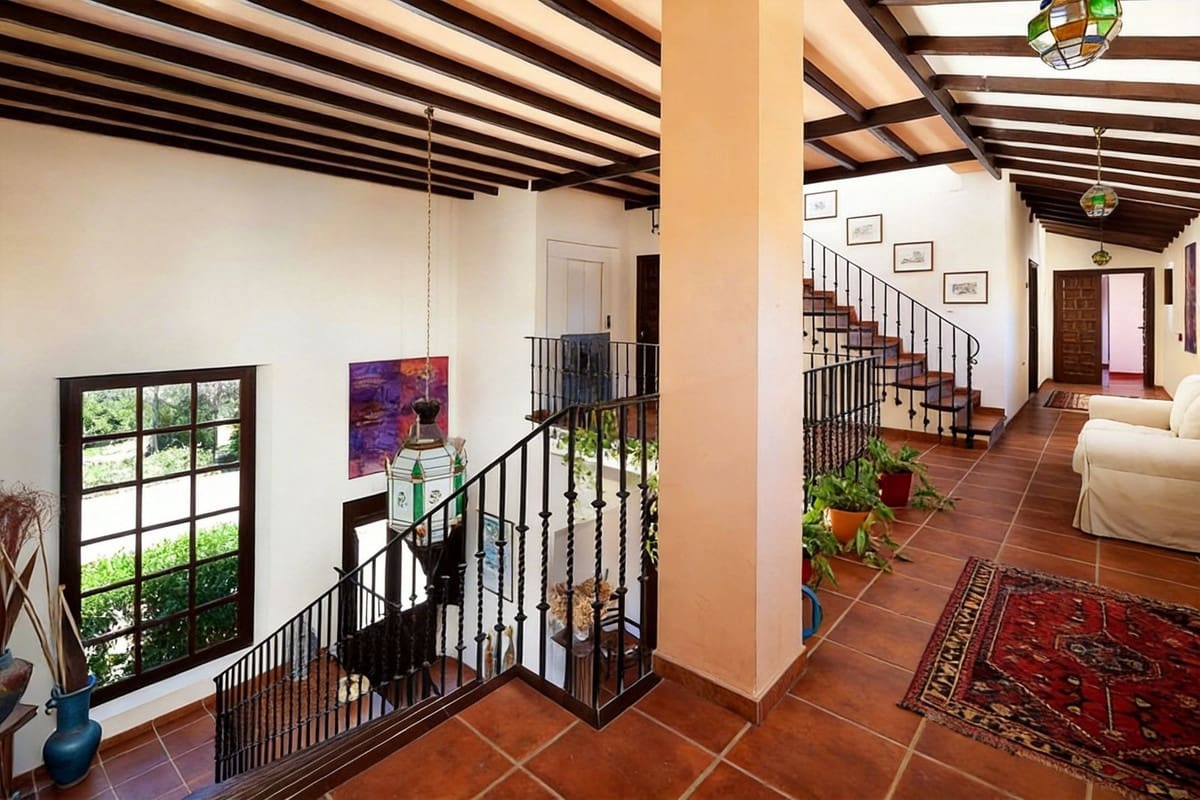 13 bedroom Finca/Country House for sale in Almogia with pool garage - € 2,200,000 (Ref: 9656707)