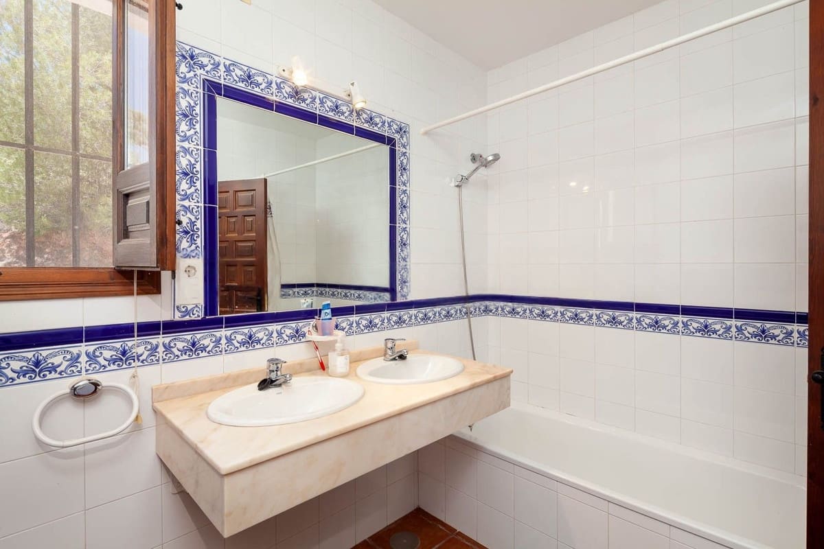 13 bedroom Finca/Country House for sale in Almogia with pool garage - € 2,200,000 (Ref: 9656707)