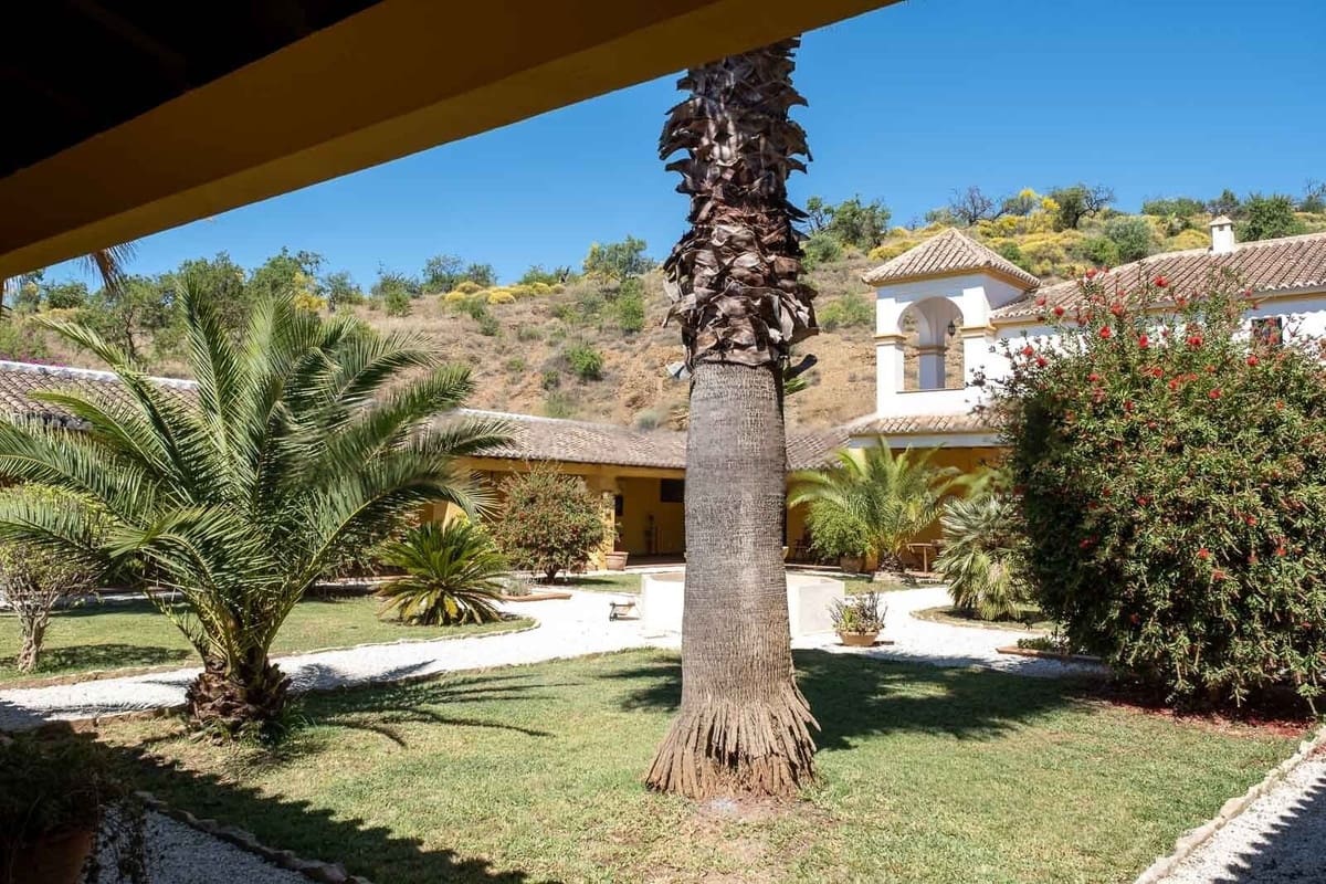 13 bedroom Finca/Country House for sale in Almogia with pool garage - € 2,200,000 (Ref: 9656707)