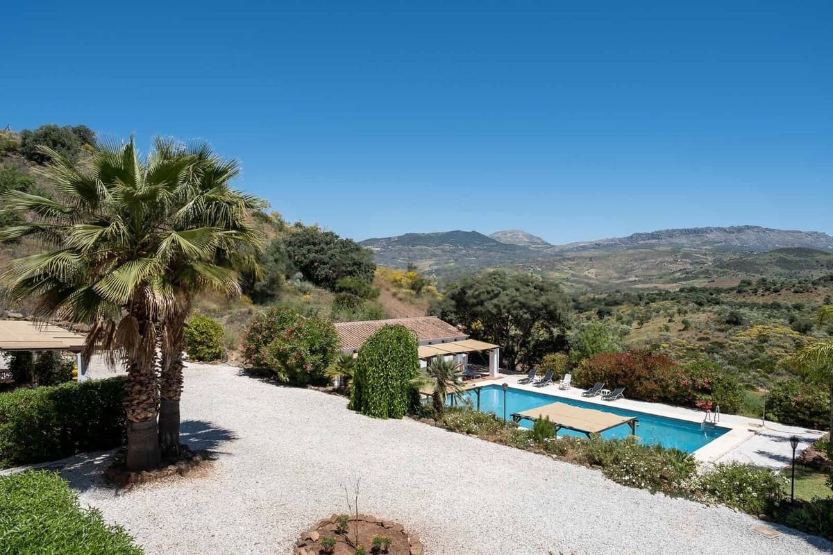 13 bedroom Finca/Country House for sale in Almogia with pool garage - € 2,200,000 (Ref: 9656707)